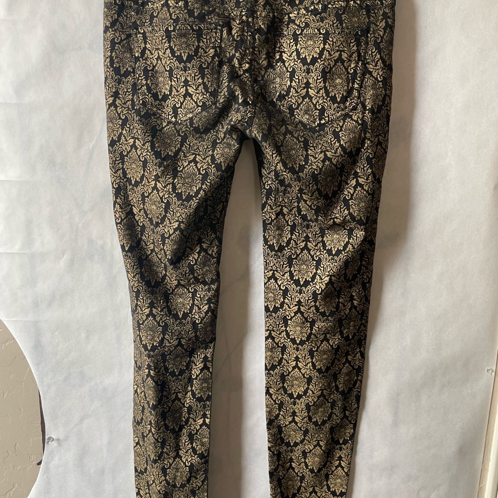 Material Girl Black and Gold Baroque Pants